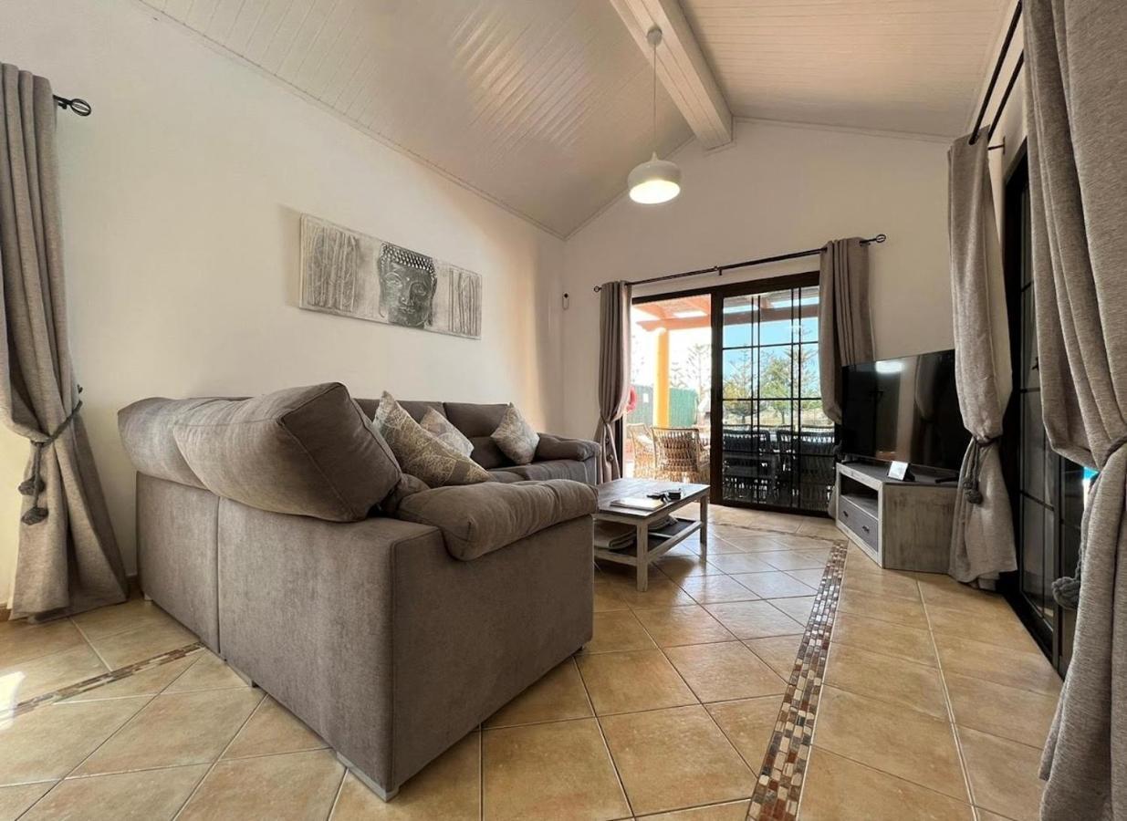 Villa Eva - New To The Market, Fully Refurbished Licensed Villa - Private Pool Caleta De Fuste Eksteriør billede
