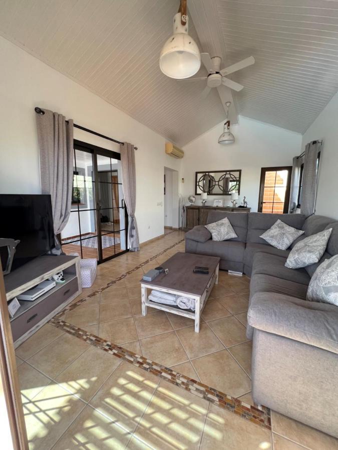 Villa Eva - New To The Market, Fully Refurbished Licensed Villa - Private Pool Caleta De Fuste Eksteriør billede