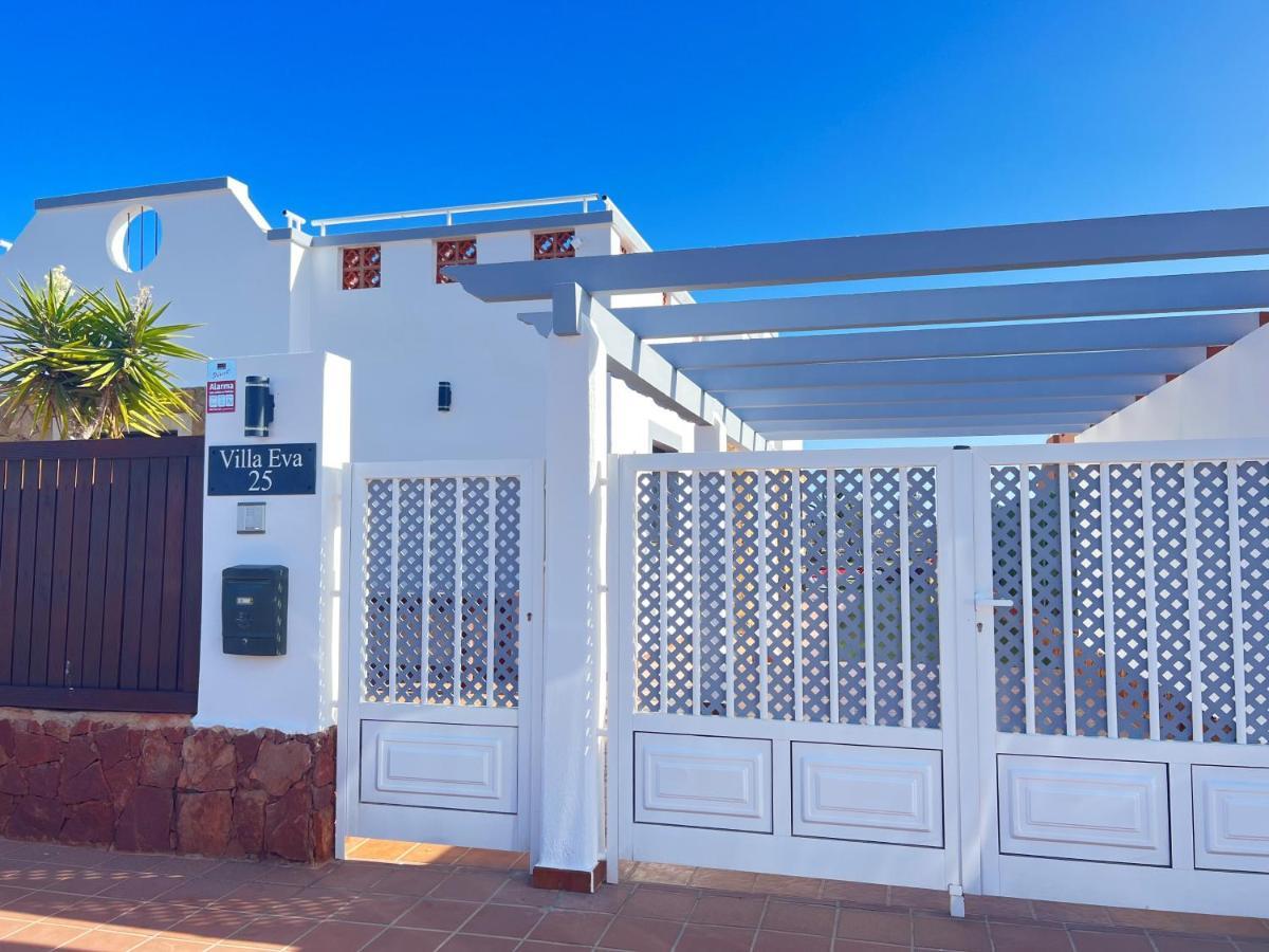 Villa Eva - New To The Market, Fully Refurbished Licensed Villa - Private Pool Caleta De Fuste Eksteriør billede