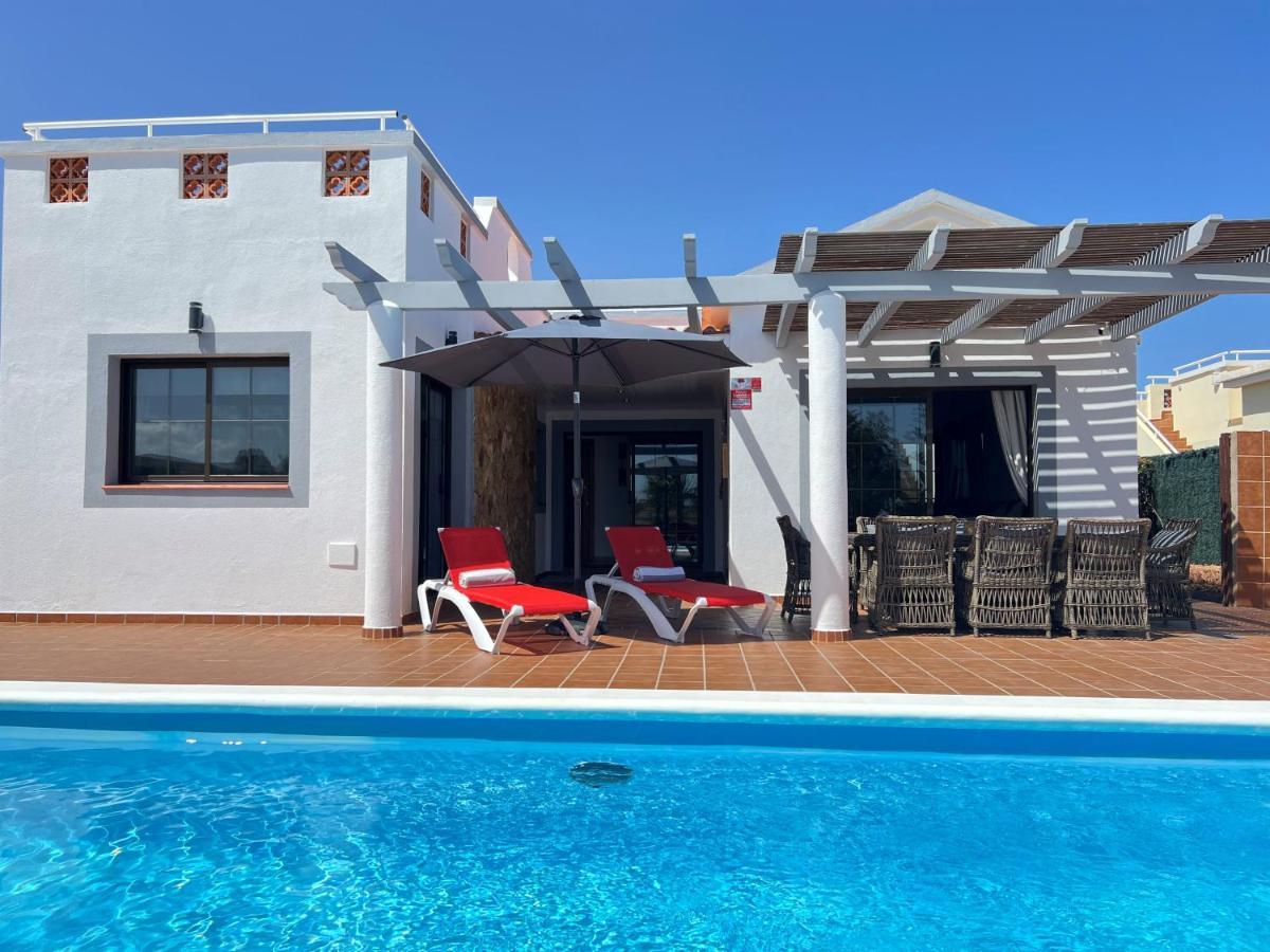 Villa Eva - New To The Market, Fully Refurbished Licensed Villa - Private Pool Caleta De Fuste Eksteriør billede
