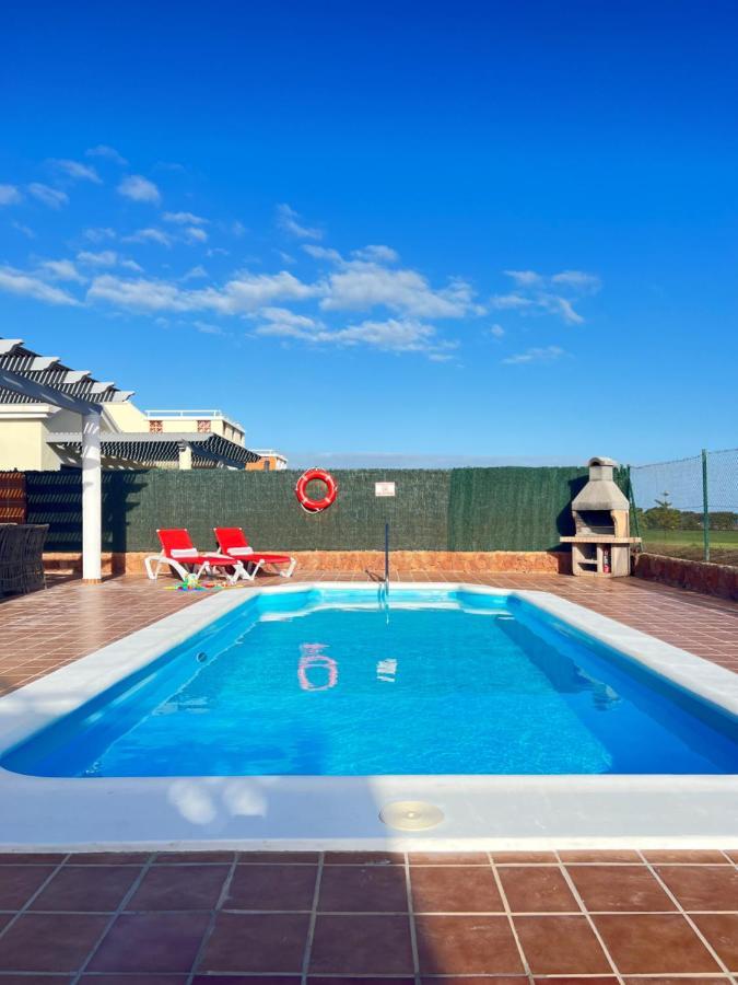 Villa Eva - New To The Market, Fully Refurbished Licensed Villa - Private Pool Caleta De Fuste Eksteriør billede
