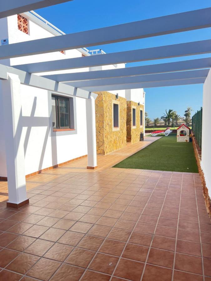 Villa Eva - New To The Market, Fully Refurbished Licensed Villa - Private Pool Caleta De Fuste Eksteriør billede